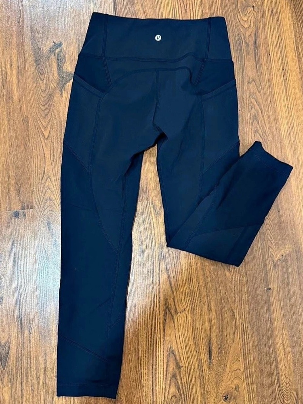 Lululemon Align Crop with Pockets 23" navy Leggings size 6